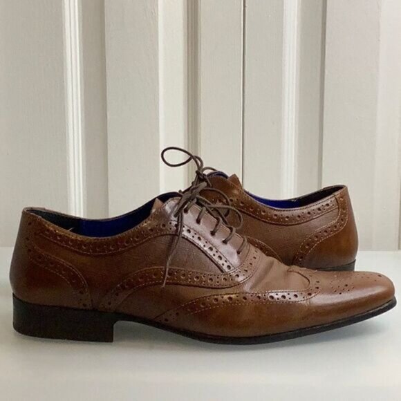 RED TAPE CARN 2 BROGUE MENS BROWN LEATHER LACE UP SHOES SIZE 9 - Picture 2 of 13